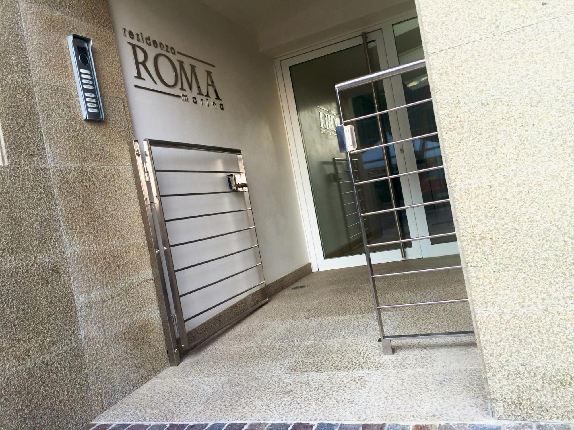 Residenza Roma Marina 2 Apartment Чоджия Екстериор снимка